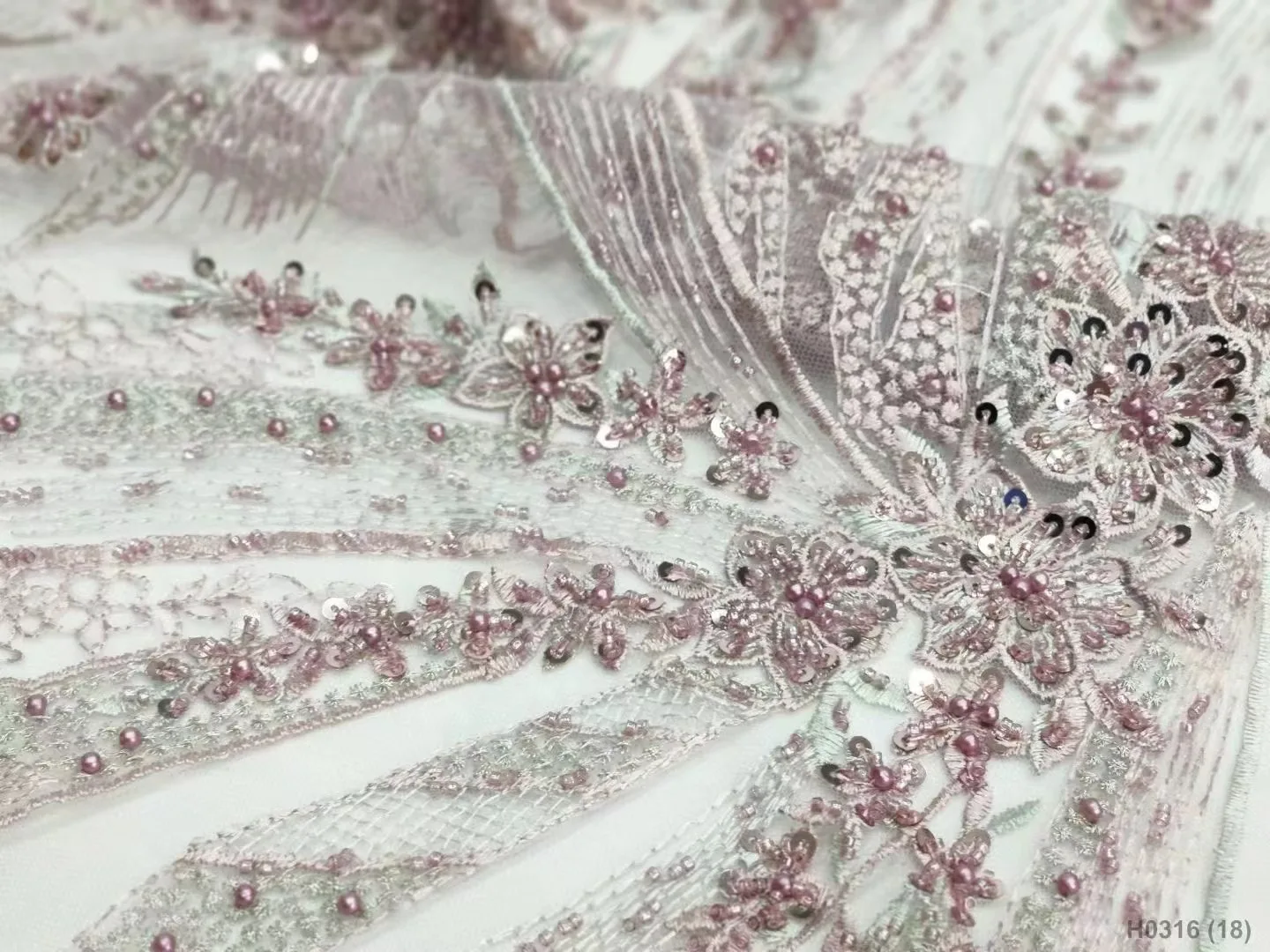 Высококачественные изысканные бусины ручной работы + маленькая 3D вышивка