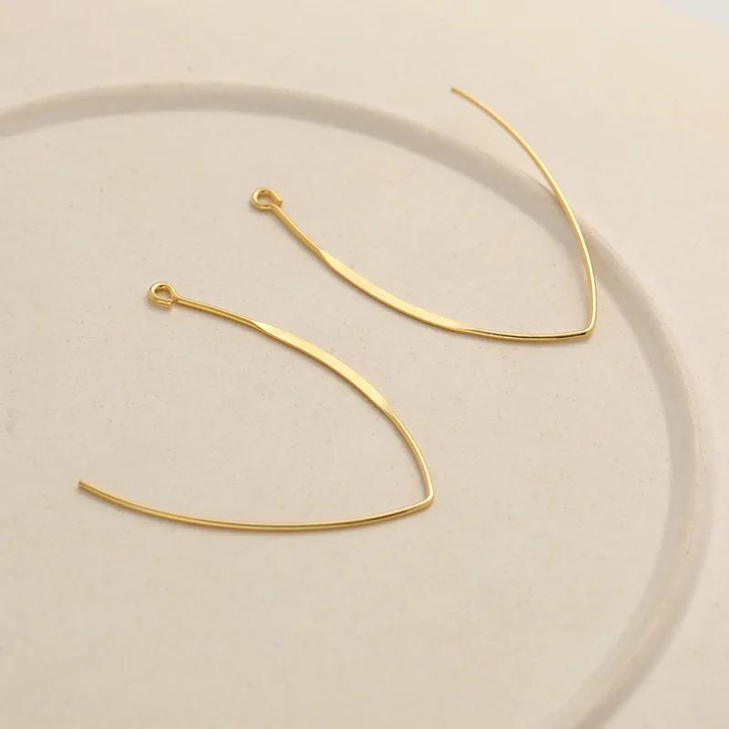 

10pcs/lot 18K Gold Plated Hypoallergenic V-shaped Earrings Hook Earwires With Loop For DIY Jewelry Making Earrings Supplies
