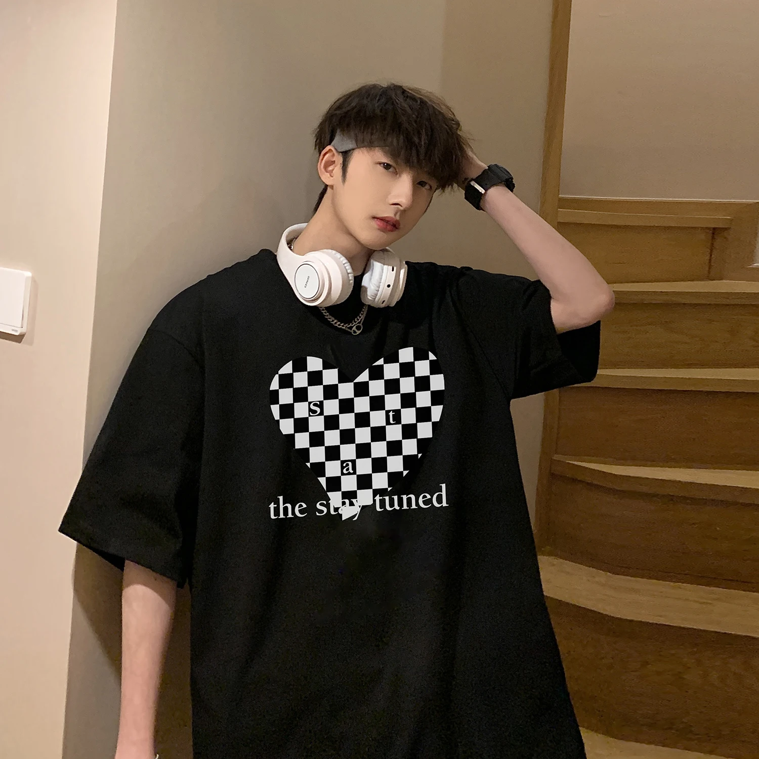 

Heart Love Print Oversize Fit Streetwear Women Summer Tees Unisex College Student Couple T-shirt Men Hip Hop Casual Chic Ins