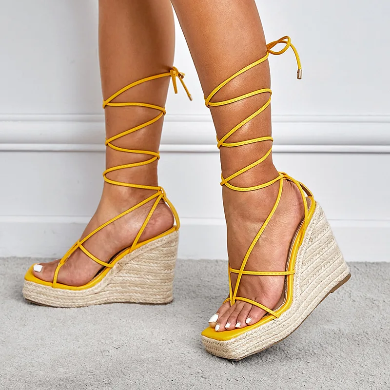

2022 Summer New Fashion Pinch Toe Wedges Heels Women Sandals PU Narrow Band Ankle Strap Cross-Tied Beach Shoes 35-42