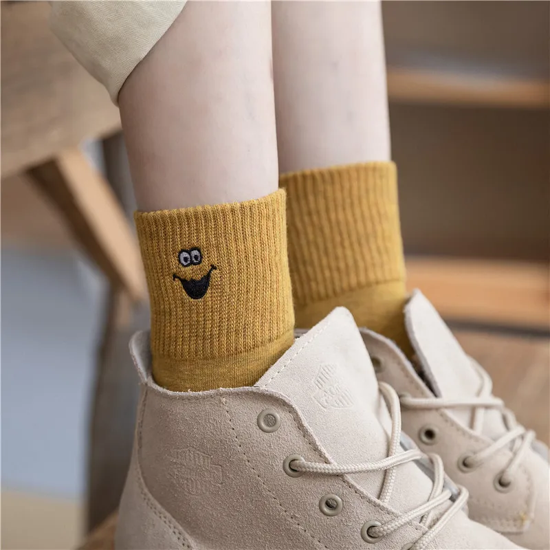 10 Pairs/Pack Women Cartoon Socks Cute Freak Hippie Expression Cotton Long Socks Happy Skateboard Socks