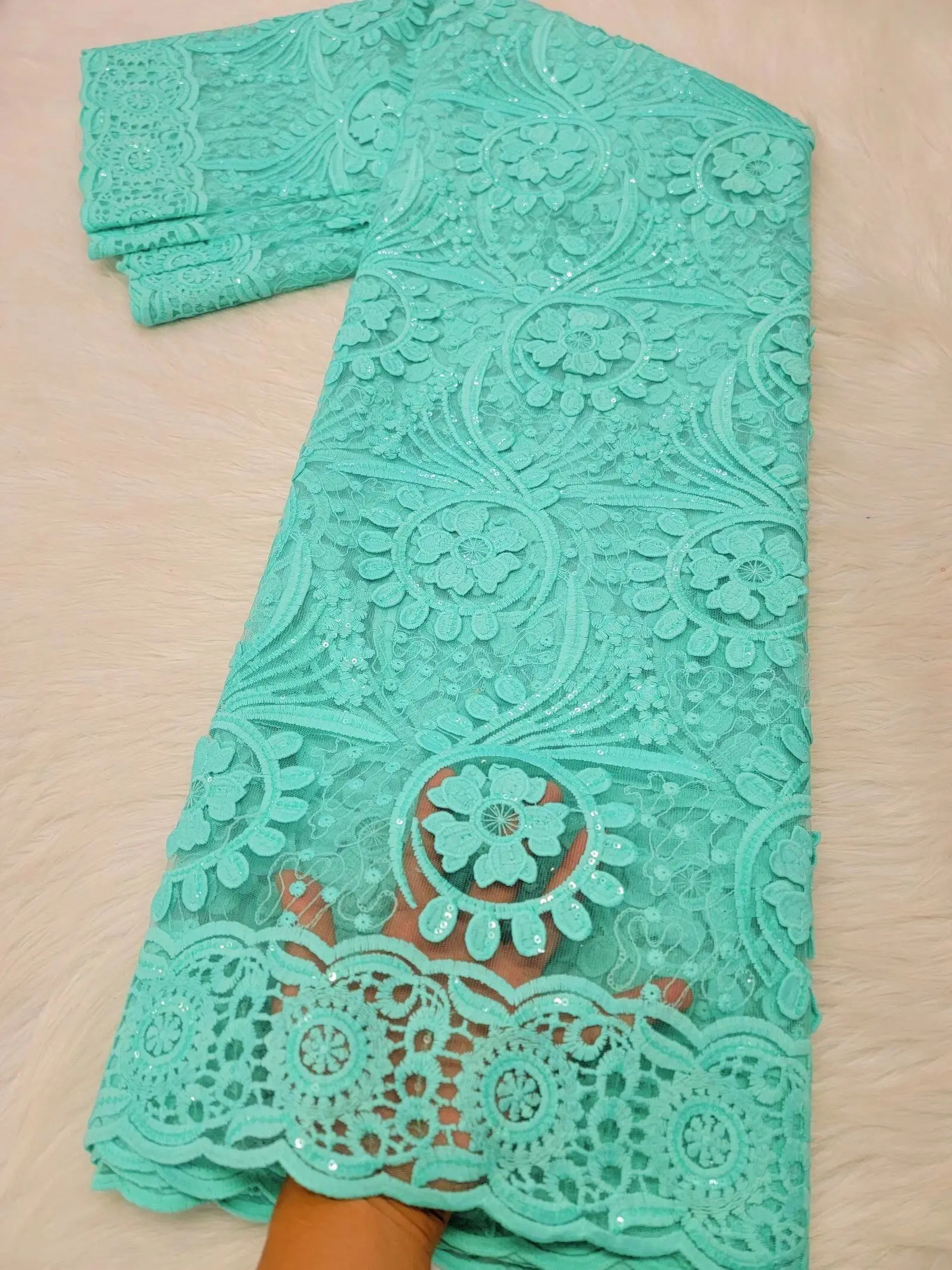 

Фабрика предлагает новейшую элегантную африканскую вышивку гипюр шнур кружева с блестками ткань для вечернего платья S01