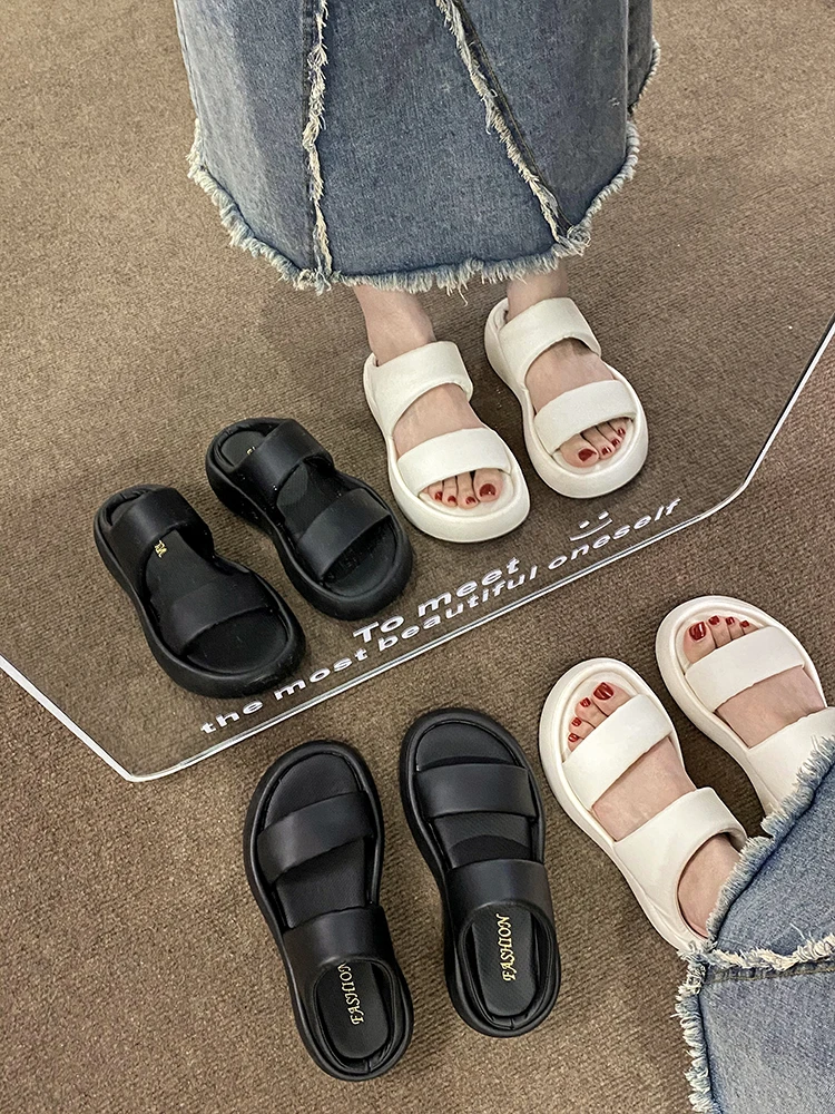 

House Slippers Platform Female Shoes Luxury Slides Med 2023 Designer Summer Flat Soft Casual Fashion PU Leisure Shoes Women Hou