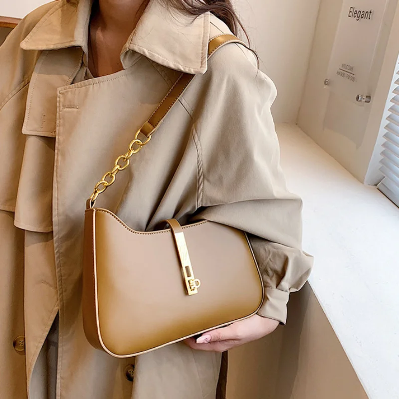 Women's Retro Luxury Solid Color Small Shoulder Bag for Femele Travel Free Shipping сумка женская Fashion Chain Underarm Handbag