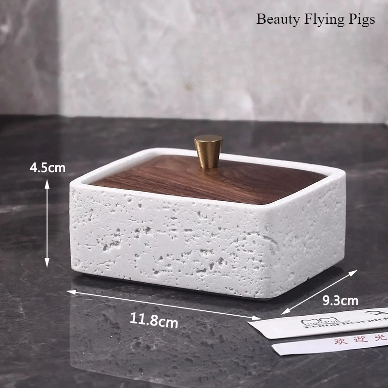 

Каменная коробка для зубочисток