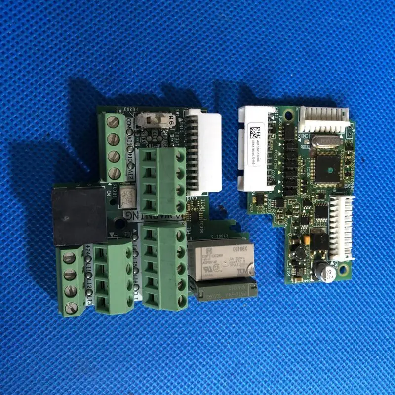 Б/у инвертор Schneider серии ATV312 плата управления материнской платой процессора