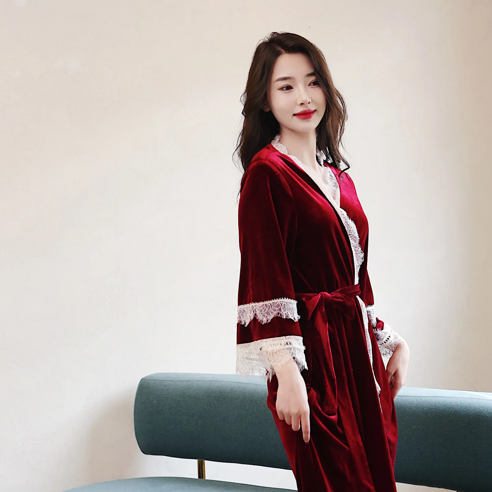 Bride Bridesmaid Lace Robe Velvet Dresses Wedding Solid Nightgown Long Cardigan Women's Home Clothes Autumn Winter 2022 New Robe