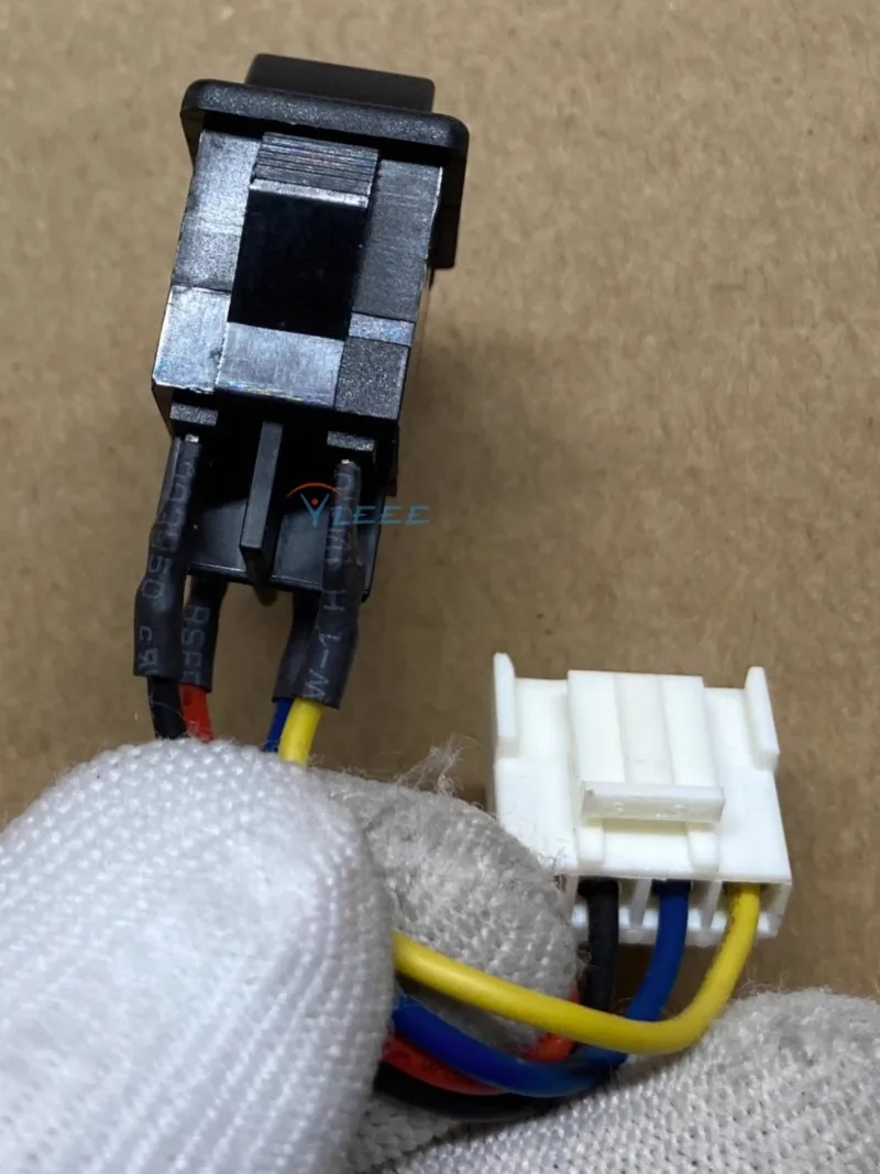 1003 250V1 0A выключатель питания типа корабля 4 Pin с разъемом