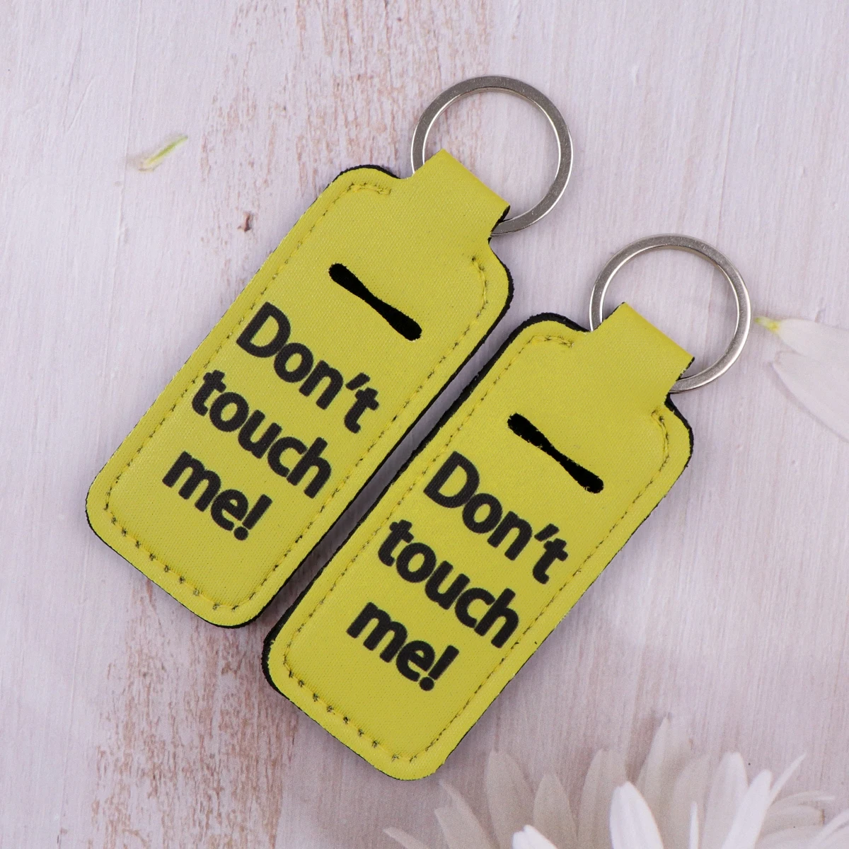 Don't Touch Me новый модный держатель для помады брелки бальзам губ брелоки сумка