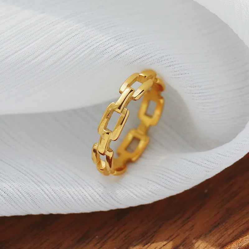 

2022 New Simple Chain Ring Plated With 18k Gold Titanium Steel Ring