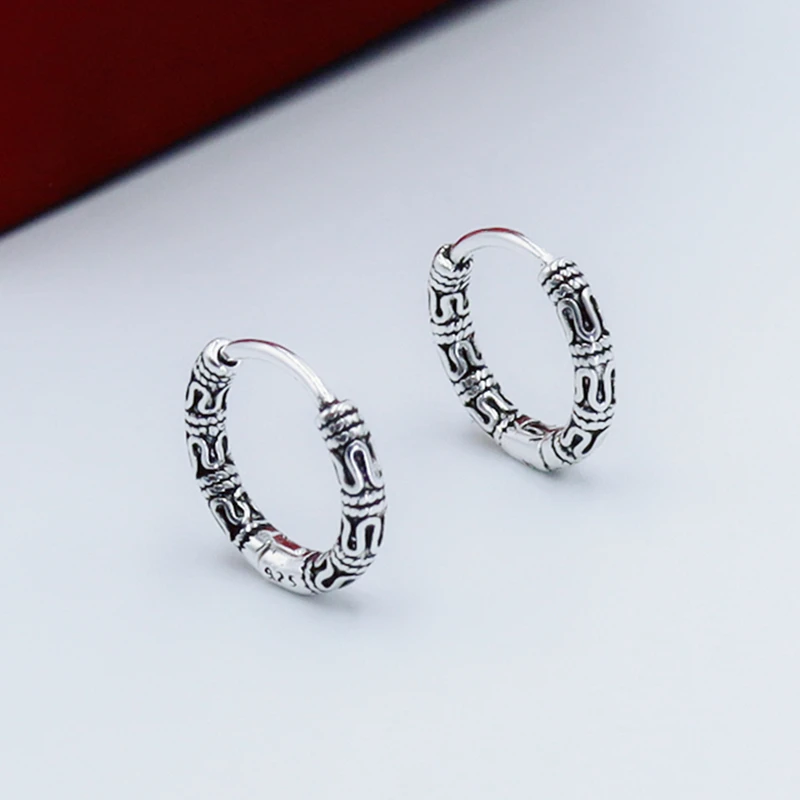 

Retro Punk Irregular Pattern Engraved Huggie Stainless Steel Hoop Small Earrings for Men Ear Piercing Ring Anti Allergic Jewelry