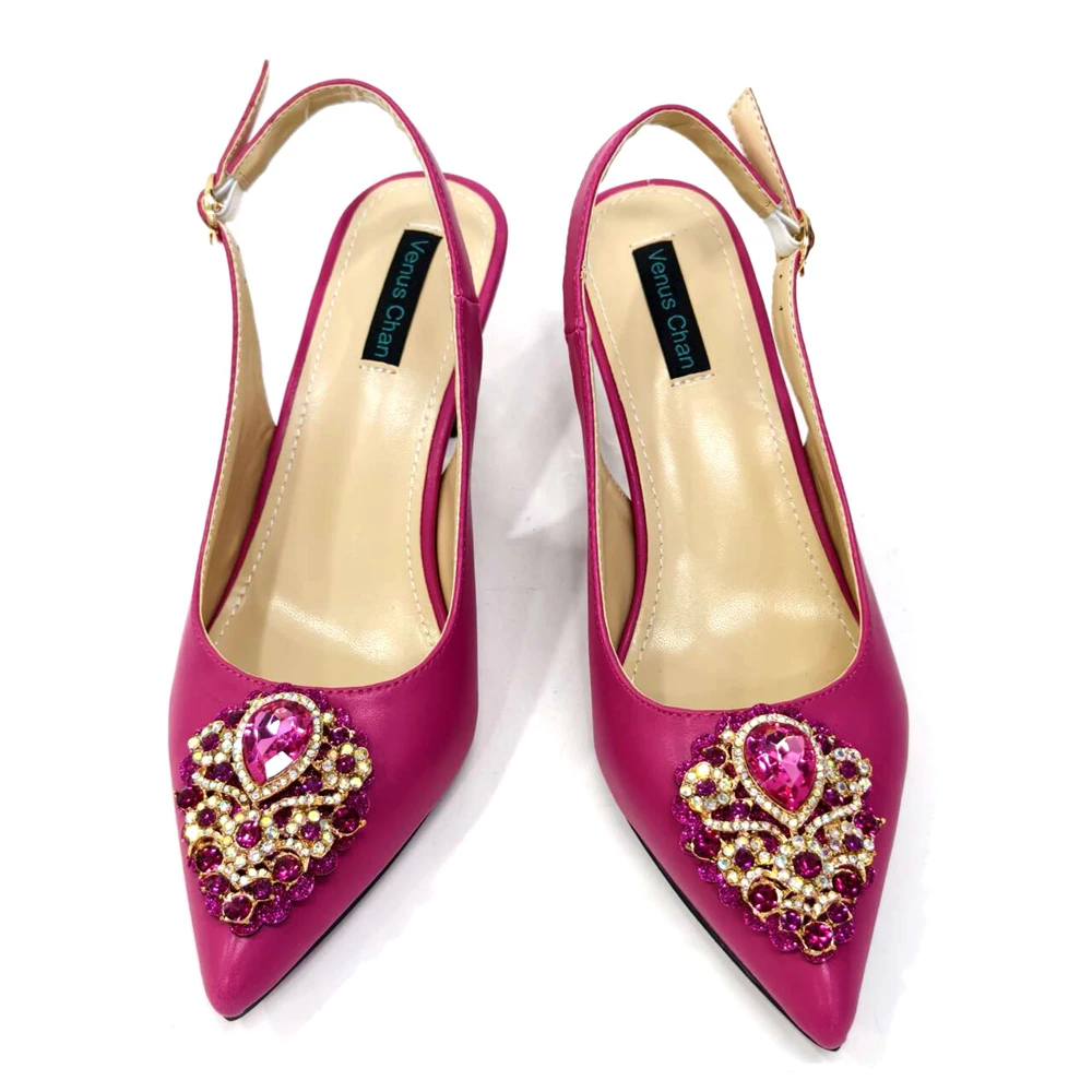 Туфли и сумка в итальянском стиле для молодых девушек с цветами ручной работы