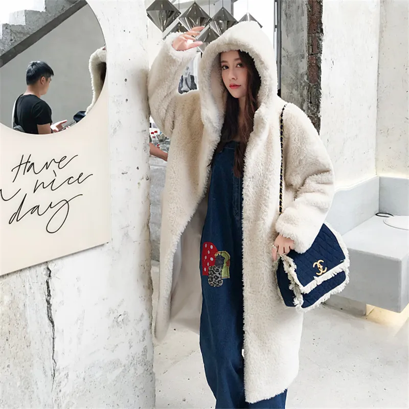 Зимние толстые теплые зернистые кашемировые шубы женские молочно-белые длинные