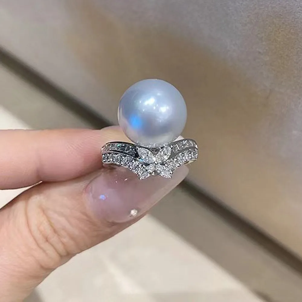 

Кольцо-паста из серебра 925 пробы с инкрустированным жемчугом