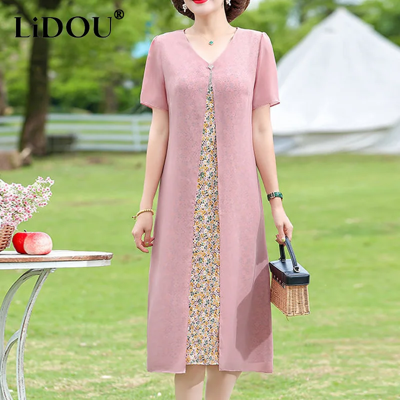 

Платье-миди женское ТРАПЕЦИЕВИДНОЕ с коротким рукавом и V-образным вырезом