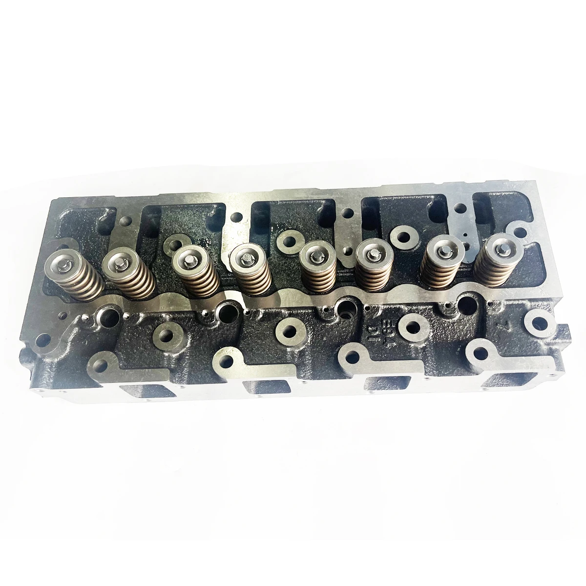 Для экскаватора используется головка цилиндра 4TNE98 4TNE94 тип прямого впрыска