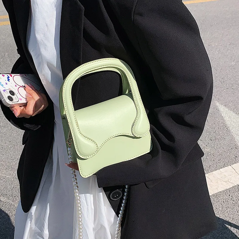 

Women Designer 2022 Small Crossbody Pearl Shoulder Bag PU Leather Simple Party Totes Ladies Pink Handbags and Purses Phone Bag