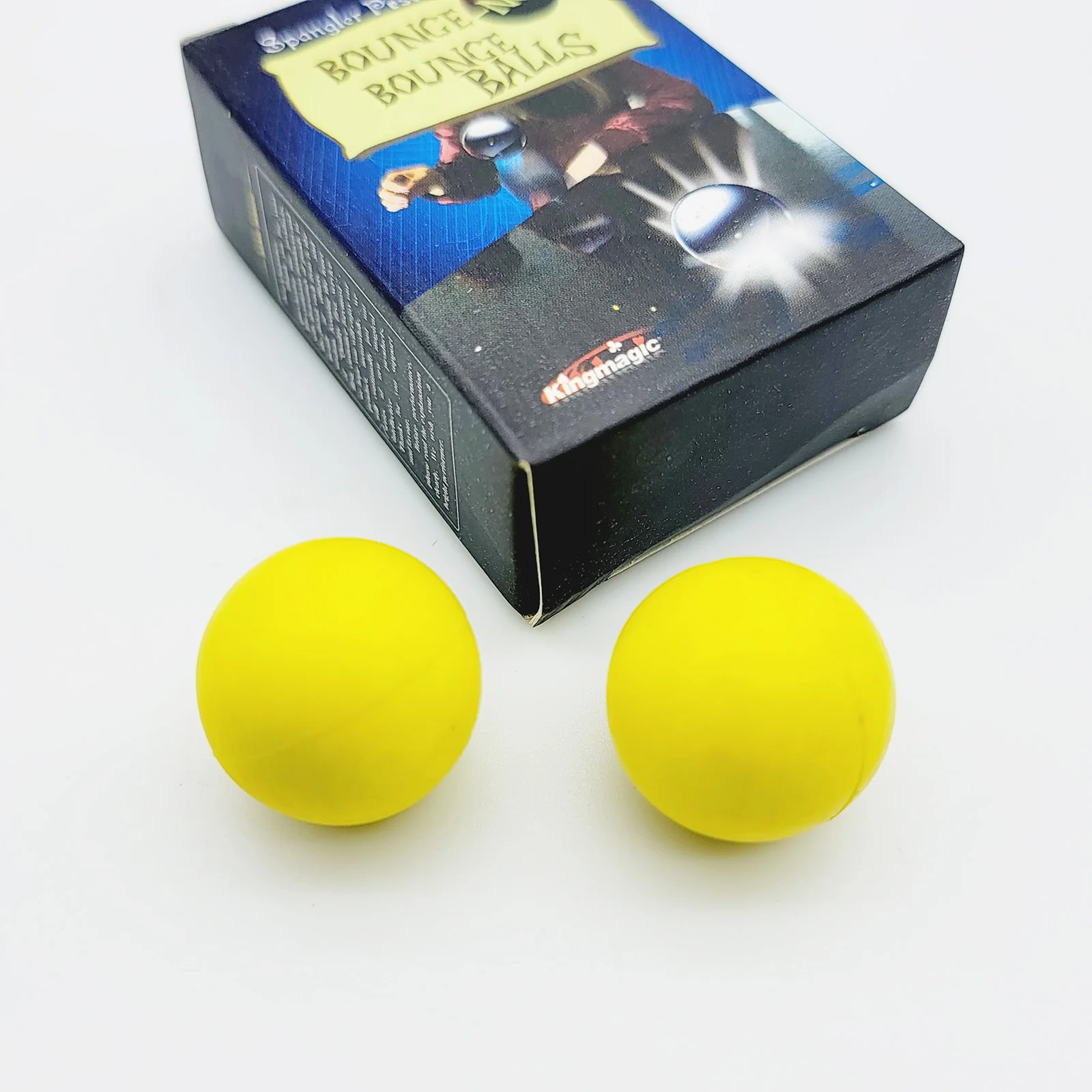 Bounce No Ball Волшебные трюки Контроль разума Тестовый мяч Волшебник Крупным планом