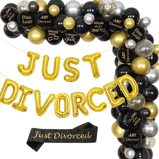 Funmemoir Divorce Party Decorations for Women Rose Gold Finally Divorced Im  Free Balloon Just Divorced Sash
