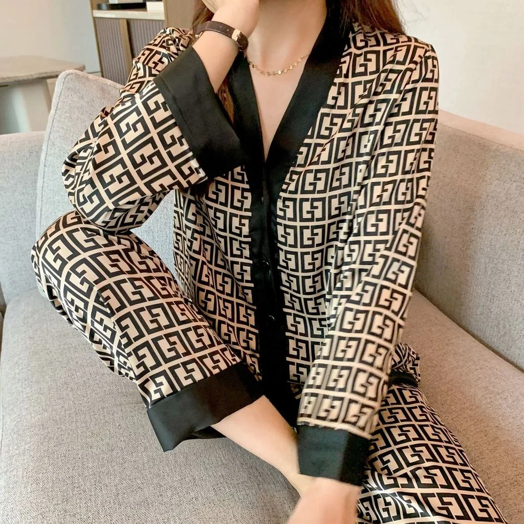 Lisacmvpnel Summer New Style Pajamas Women's Ice Silk Suit Home Clothes Print Fashion Style Suit V-neck Pyjamas