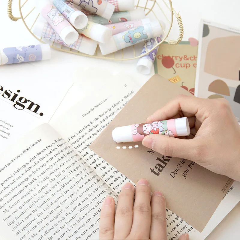 

PVA Cute Cartoon Solid Glue Office Supplies 9g Glue Stick Sticky Good Stationery Glue Stick Kawaii School Supplies for Student
