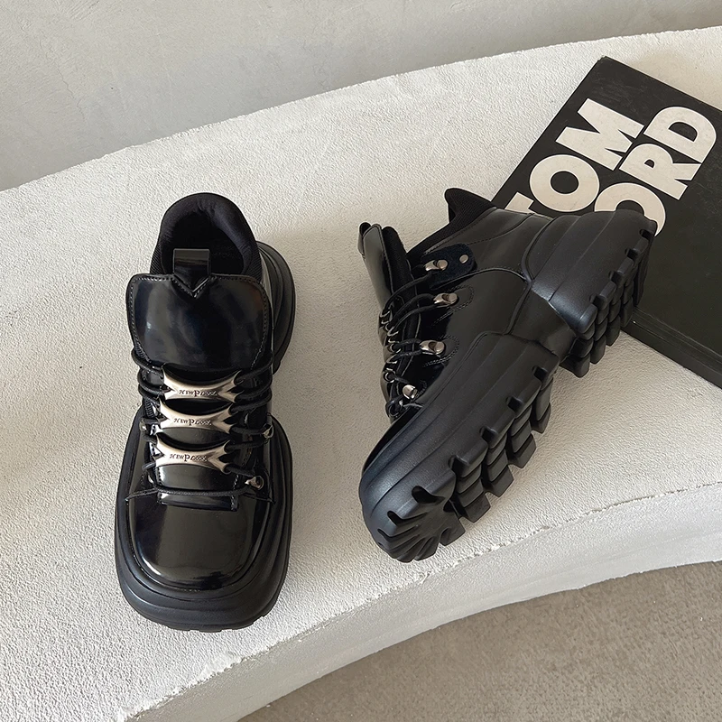 

Dad Shoes Female 2022 Autumn and Winter New Design Sense Niche High-Top Muffin Bottom Metal Decoration Thick Bottom Punk Pumps