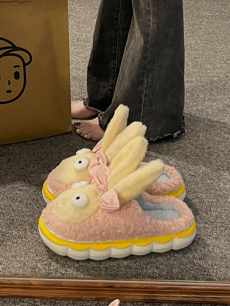 

Female Shoes Plush Slippers For Adults Flock Med Platform Luxury Slides Winter Footwear 2023 Fur Massage Flat Designer Basic Rub