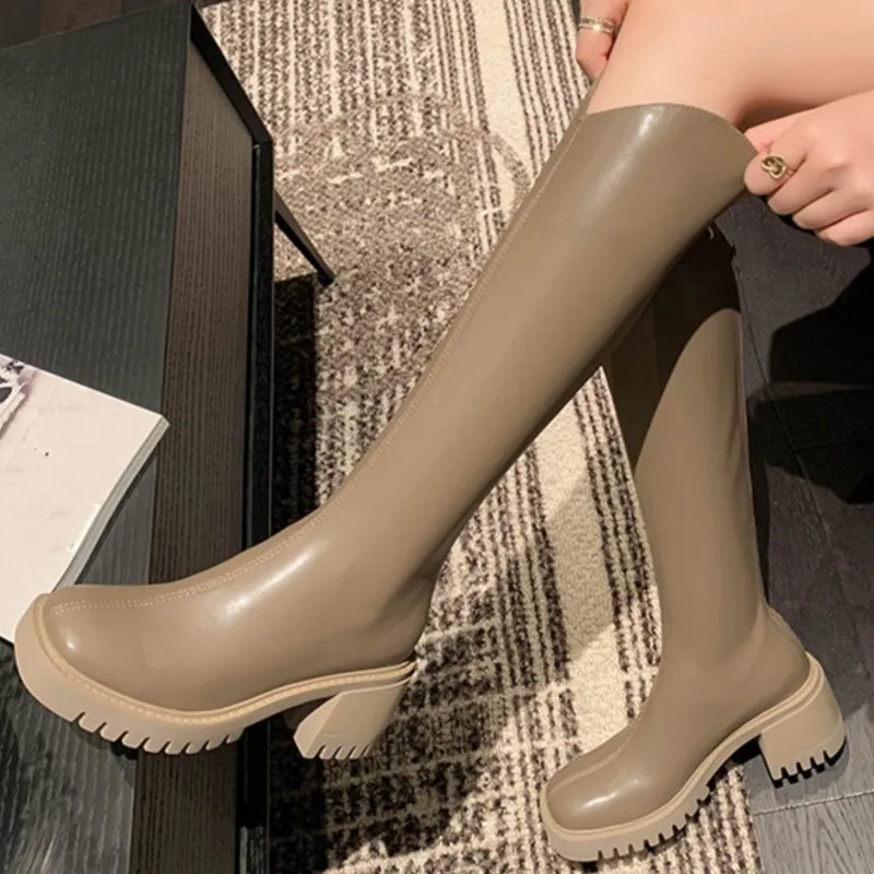 

Женские высокие сапоги Dilalula на платформе, модные выразительные повседневные сапоги на толстом каблуке, с молнией сзади, всесезонные, Осень-...