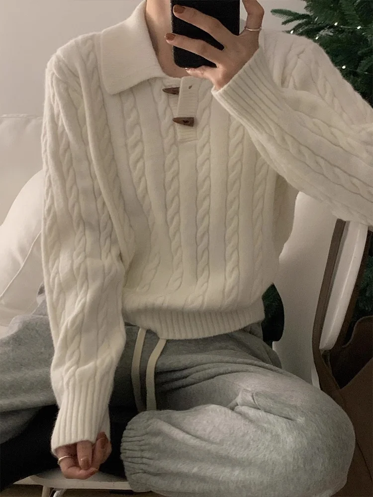 Белый свитер с французским вырезом женский осенне-зимний маленький внутренний