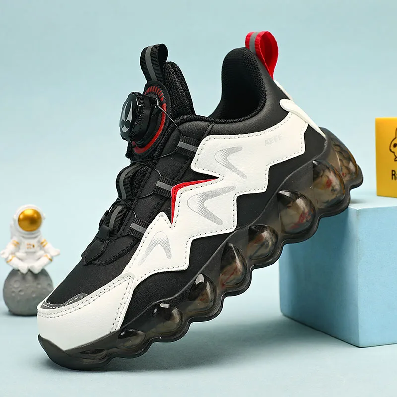 Kids Shoes 2022 Winter Keeping Children's Sneakers with Rotating Buckles Skid Resistant Light Casual Children's Shoes Sneakers