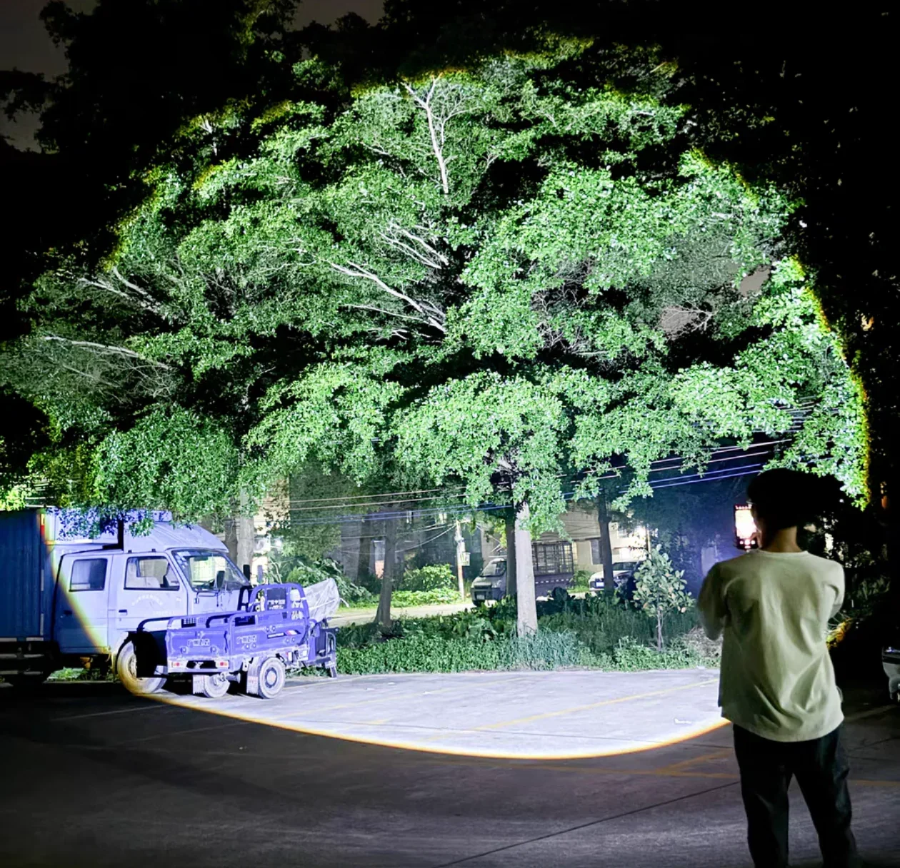 Сильный свет светодиодной фары 20000000 lm Мощный налобный фонарь Long Shot 4000 м