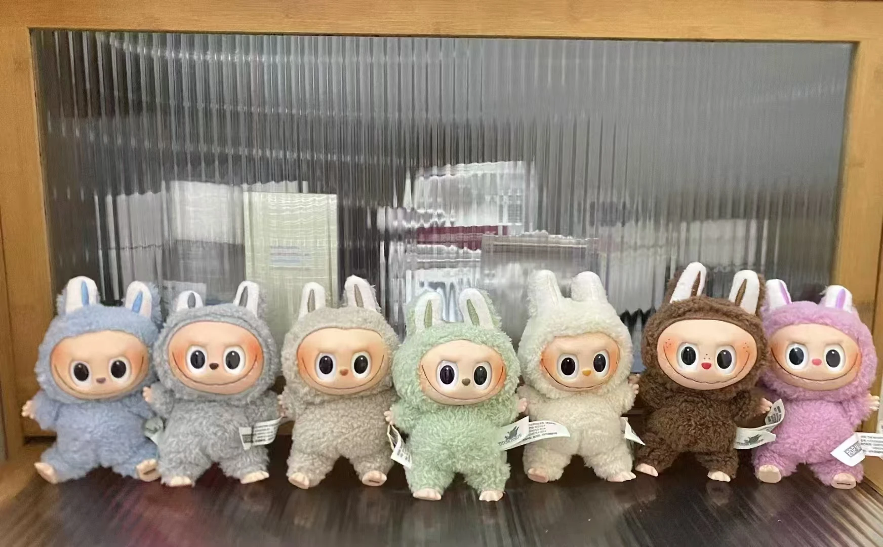 Реплика 1:1 Popmart Labubu The Monsters Lisa Seme Heart Macarrr виниловая основа серии модные игрушечные