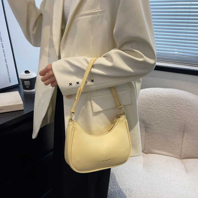 Women's Fashion Simple Hand Bags Underarm Tote One Shoulder Handbags for Women Solid Color Retro Purses and Handbags bolsa mujer