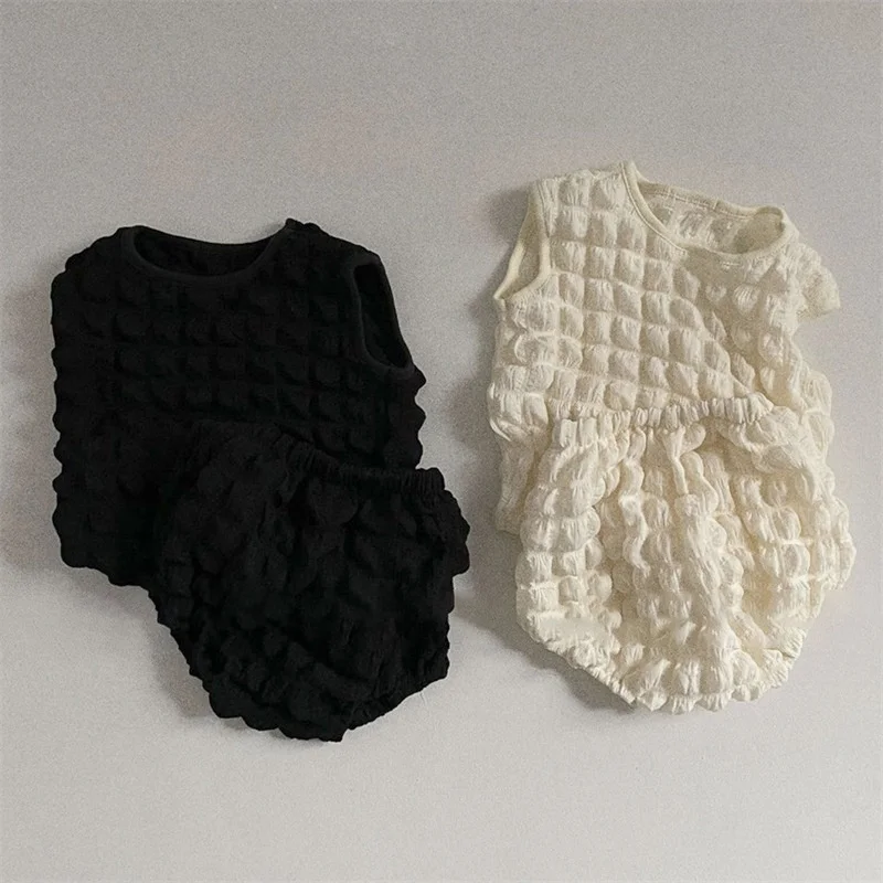 

Cute Girls Summer Shorts Suit 3D Bubble Fabric Sleeveless Vest Tops Infant Unisex Elasticity T-shirt Bloomers Bag Fart Pants Set