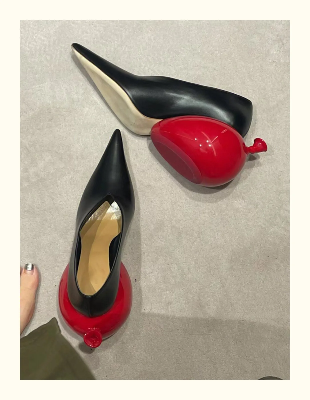 

2023 Famous Brand Niche Design Women Shoes Strange High Heel Black Pointed Toe Sandale Fashion All-Match Pumps Zapatos Mujer