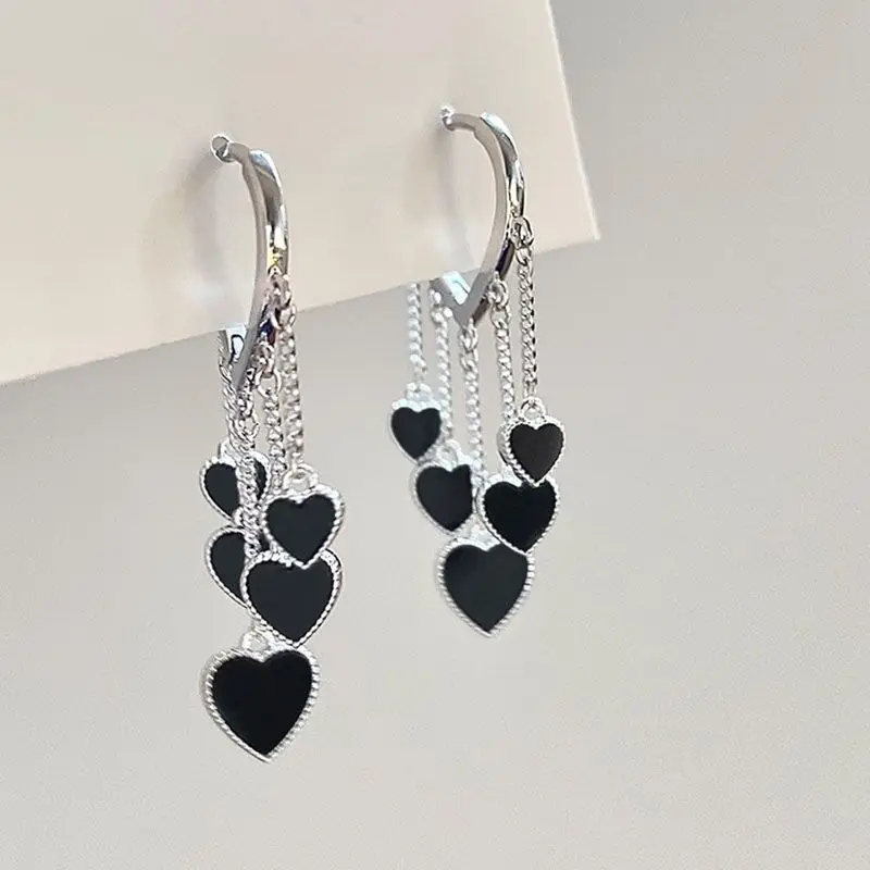 

Sweet Black Enamel Heart Tassel Drop Earrings for Women Gold Silver Color Love Heart Hoop Hanging Dangle Earring Vintage Jewelry