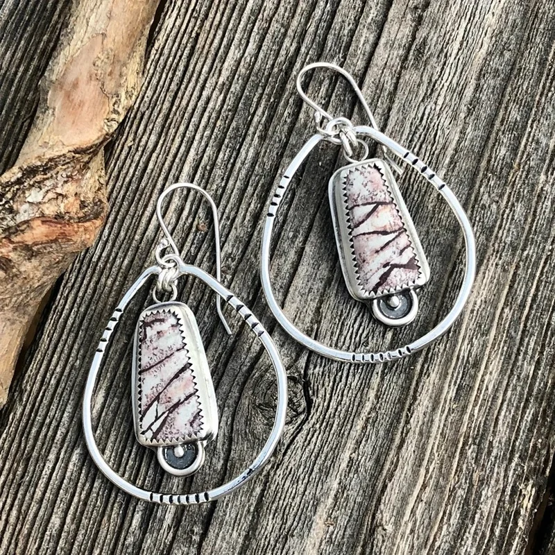 

Ethnic Square Natural Stone Earrings Boho Jewelry Vintage Lady Silver Color Metal Carving Dangle Earrings for Women