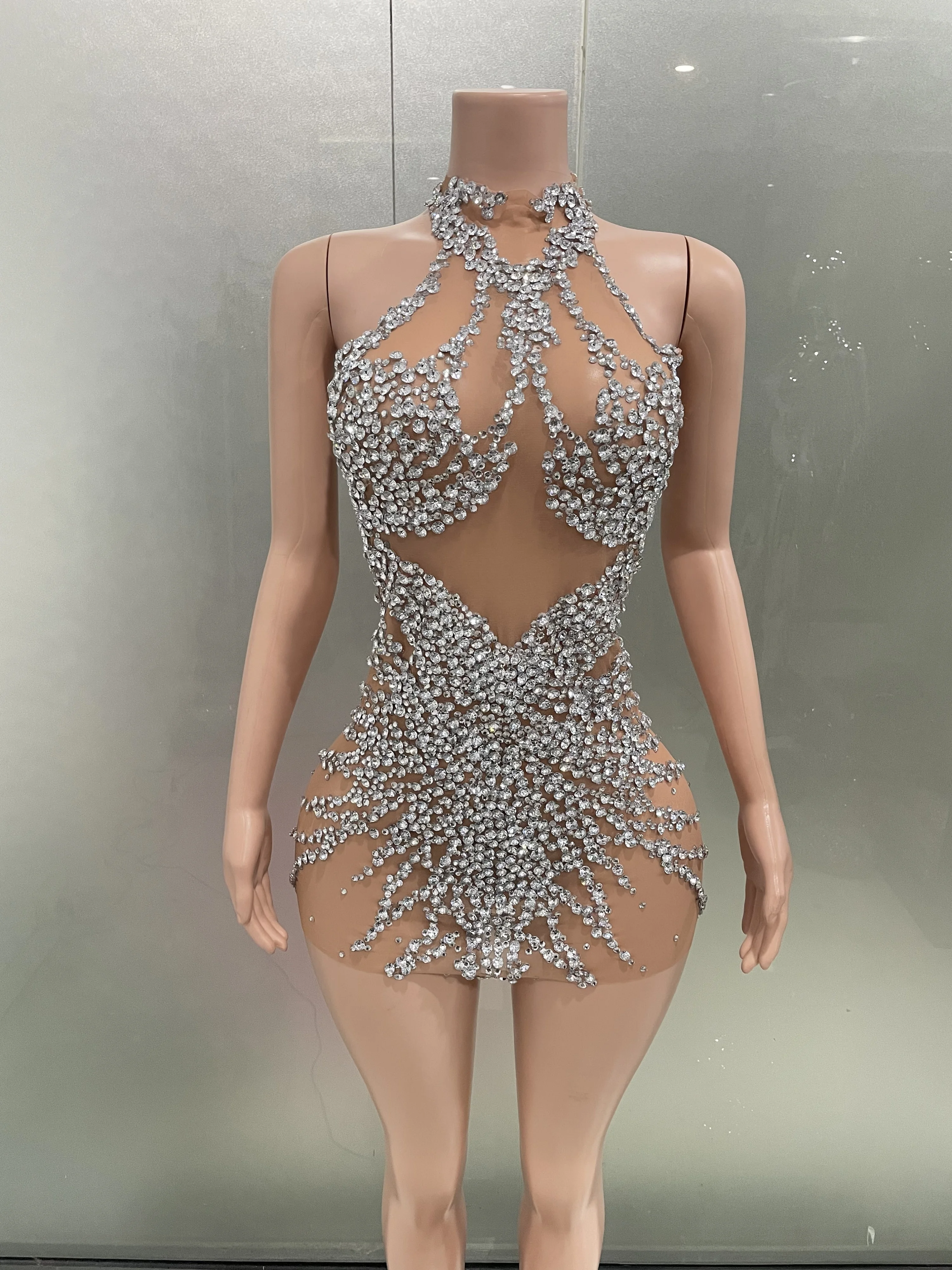 Роскошное серебряное блестящее сетчатое прозрачное платье для выпускного