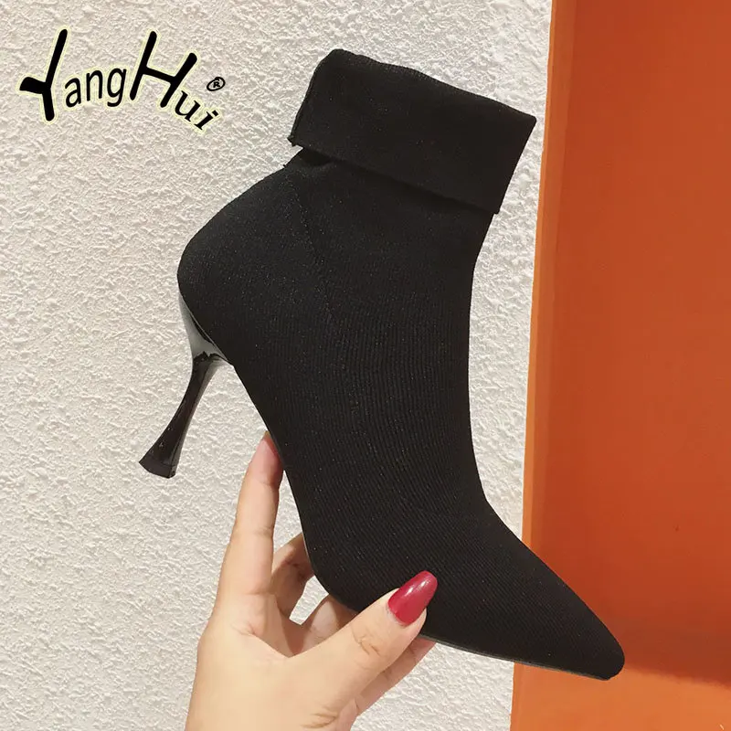 

Туфли-лодочки женские с острым носком вечерние на тонком каблуке