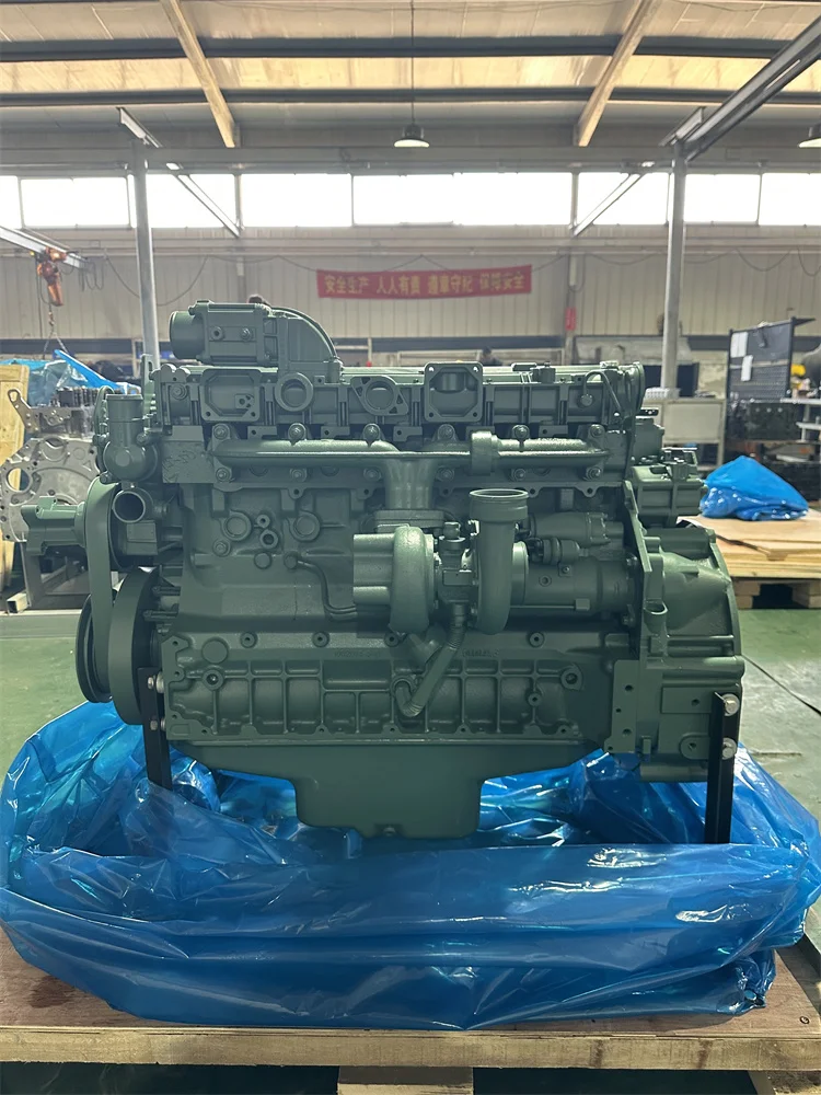 Заводское производство 119 кВт 4-тактные машинные двигатели D6D EFE2