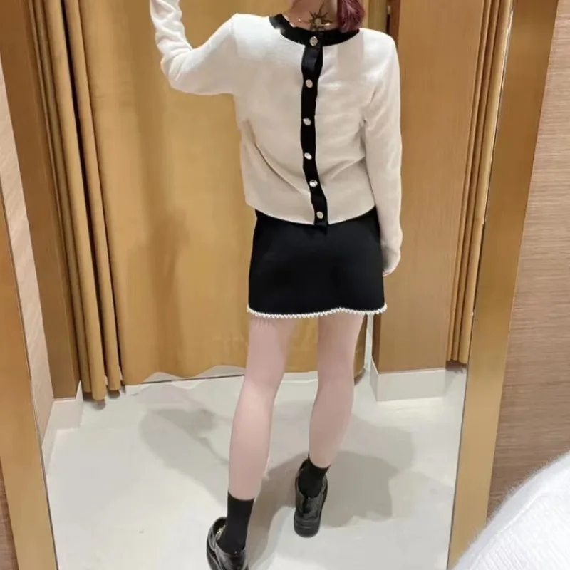 

Women Sweater Knitted Back Single Breasted Buttons Casual Top