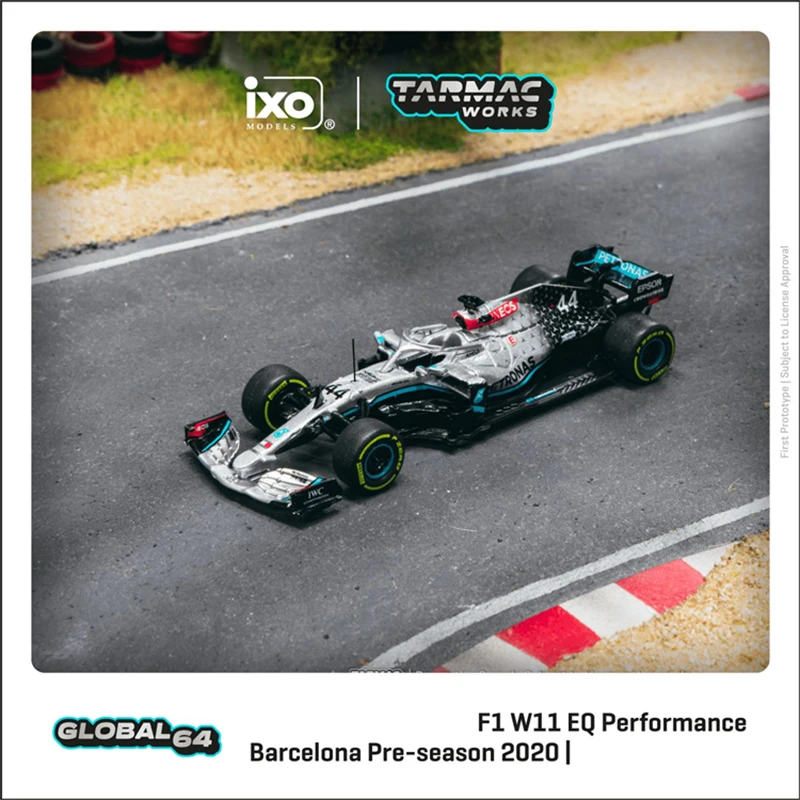 

Модель автомобиля Diecast TW в наличии 1:64 F1 W11, эквалайзер
