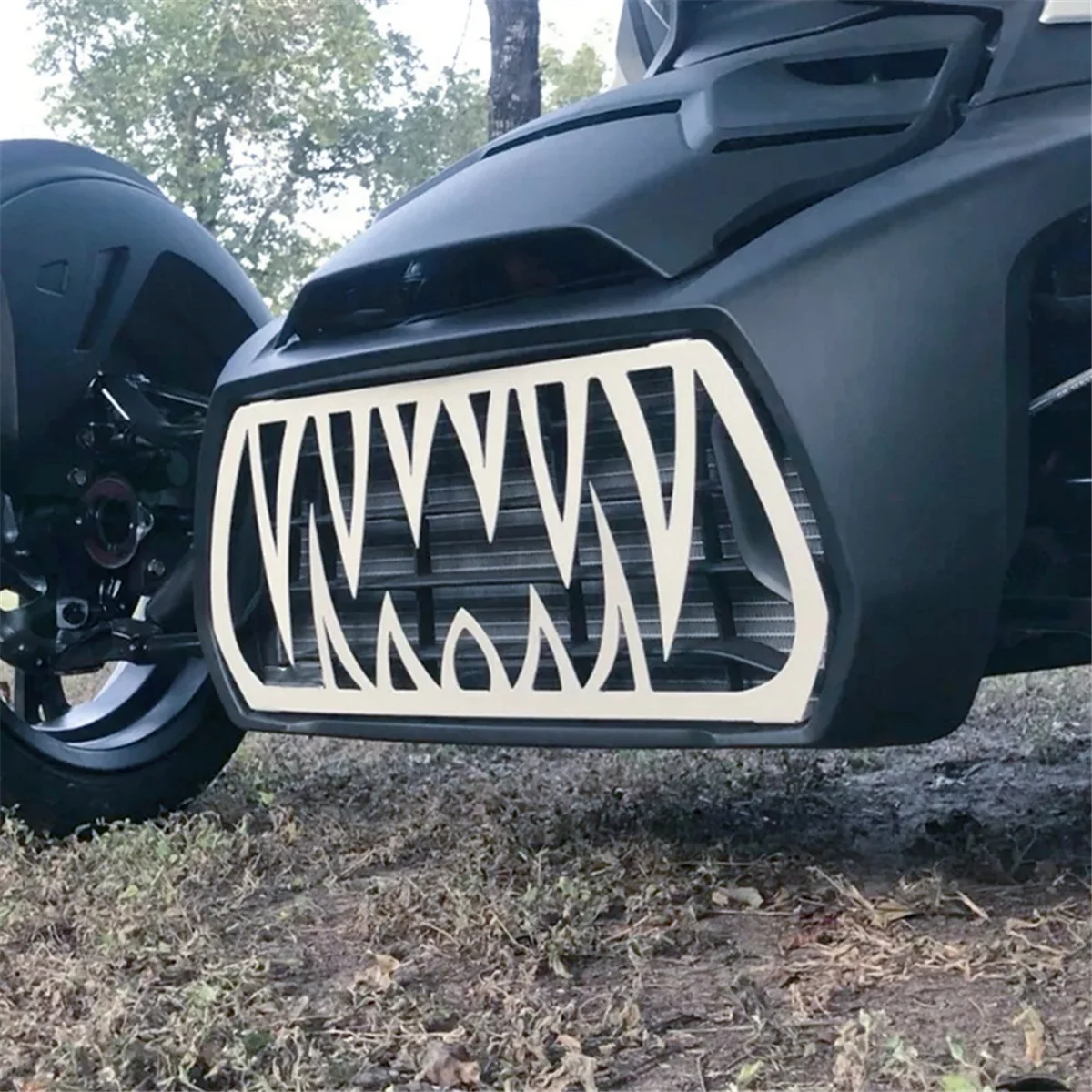 Зубчатая вставка для передней решетки мотоцикла Can-Am Ryker 600/900/Rally/Sport комплект