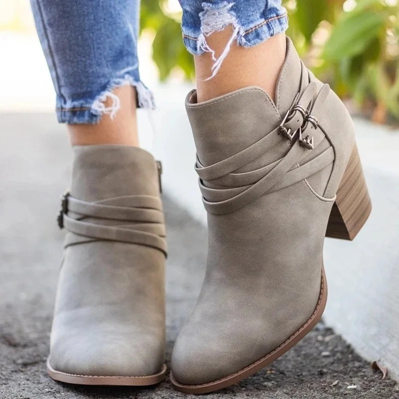 

Winter Boots Lady Female Shoes Zipper Luxury Designer 2023 Rock Rubber High Heel Autumn Pointy Ankle Fashion Flock Basic Solid P
