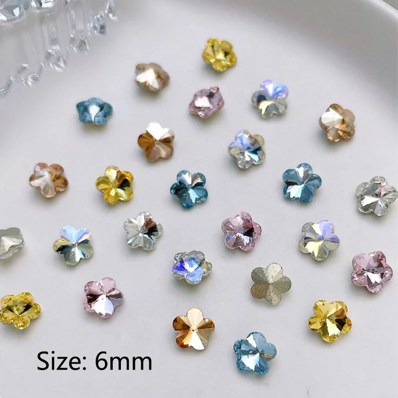 Стразы стеклянные блестящие для дизайна ногтей 6 мм 20/50 шт.