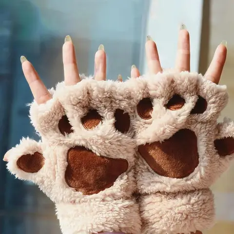 Женские перчатки «лапа кота»