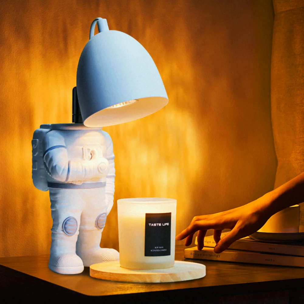 

Scented candle warming lamp, robot model lamp beverage shop cafe decorative ambient lamp home living room study bedroom Ornament