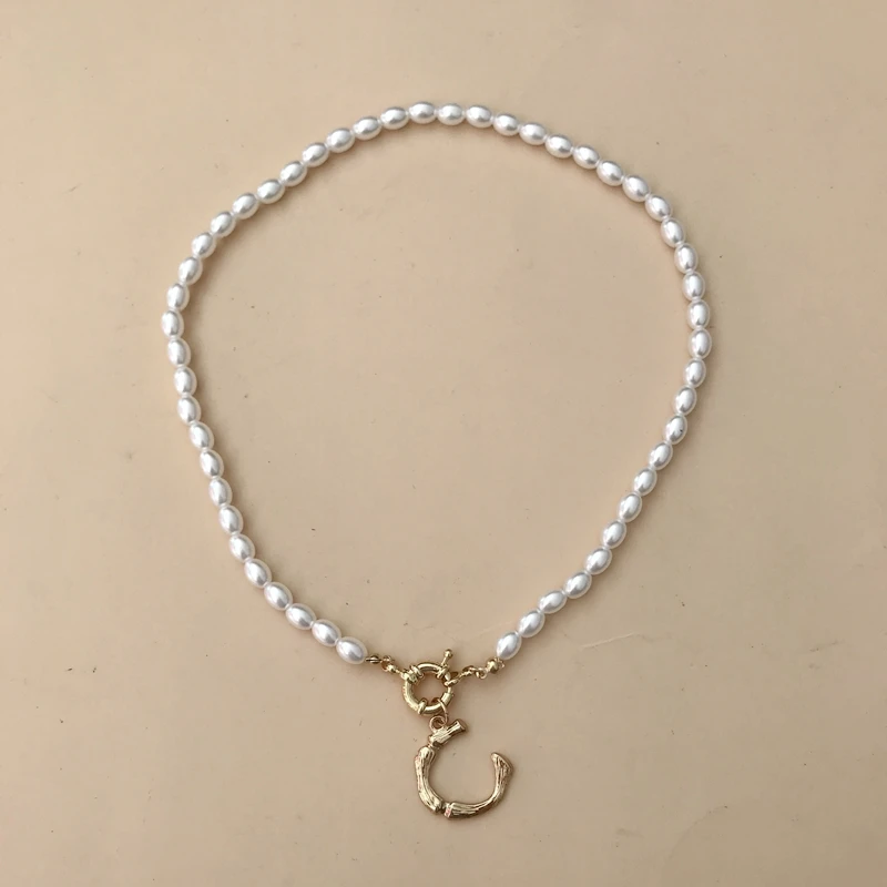 Ожерелье-чокер с имитацией жемчуга подвеска в виде Большой бамбуковой буквы