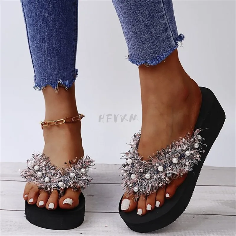 

Summer Women's Slope Heel Outdoor Fashion Flip Flops New Tassel Open Toe Pearl Upper Non-slip All-match Light Beach Flat Slides