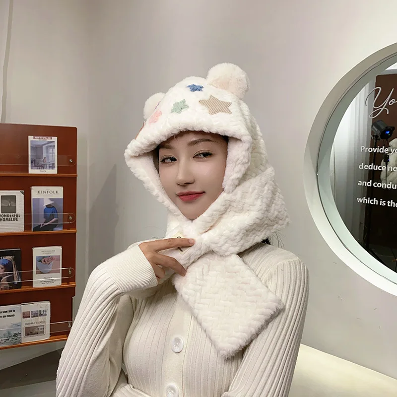 Плюшевая шапка для езды на велосипеде